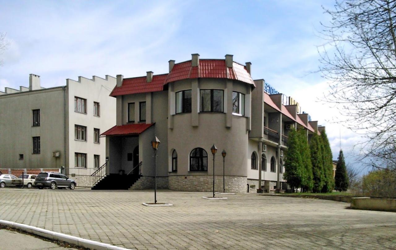 Чевермето-Ірен Lutsk Eksteriør bilde